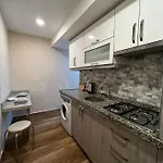 Appartement Merkezi, Sik, Denize 3 Km Kueltuer Kafeler Cad. 2 Dk '13' Antalya