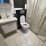 Merkezi, Sik, Denize 3 Km Kueltuer Kafeler Cad. 2 Dk '13' * Antalya