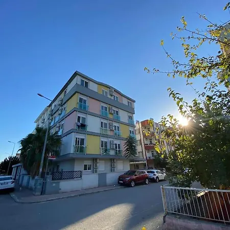 Merkezi, şık, Denize 3 Km Kültür Kafeler Cad. 2 Dk '13'