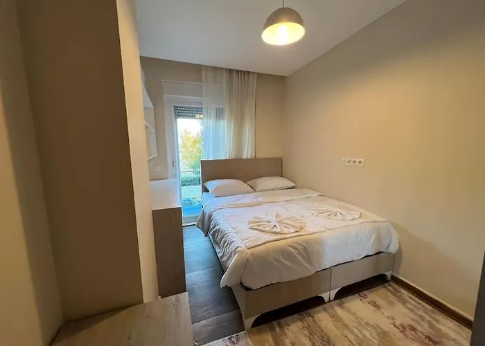 Merkezi, şık, Denize 3 Km Kültür Kafeler Cad. 2 Dk '13' Apartamento Antalya